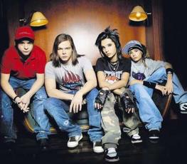 tokiohotelsitztaufeinemsofa.jpg